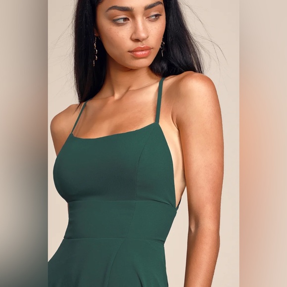 Elegant Green Maxi Dress - Picture 4 of 4